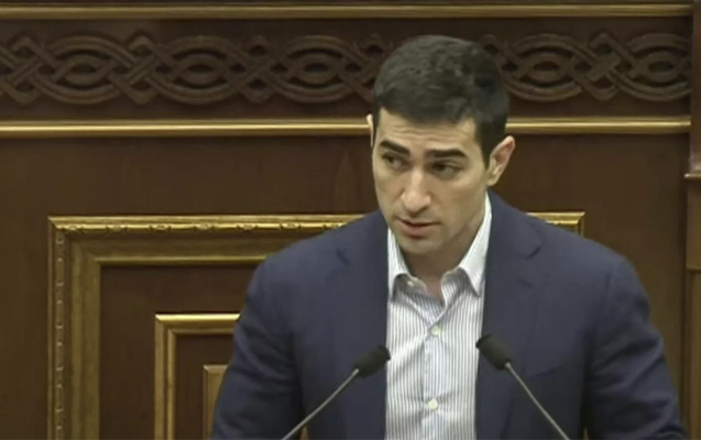 Koçaryanın oğlu deputat kimi parlamentdə and içdi