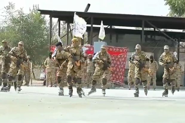 “Taliban” əfqan polisləri çarxlı konkilərlə təchiz edib - VİDEO