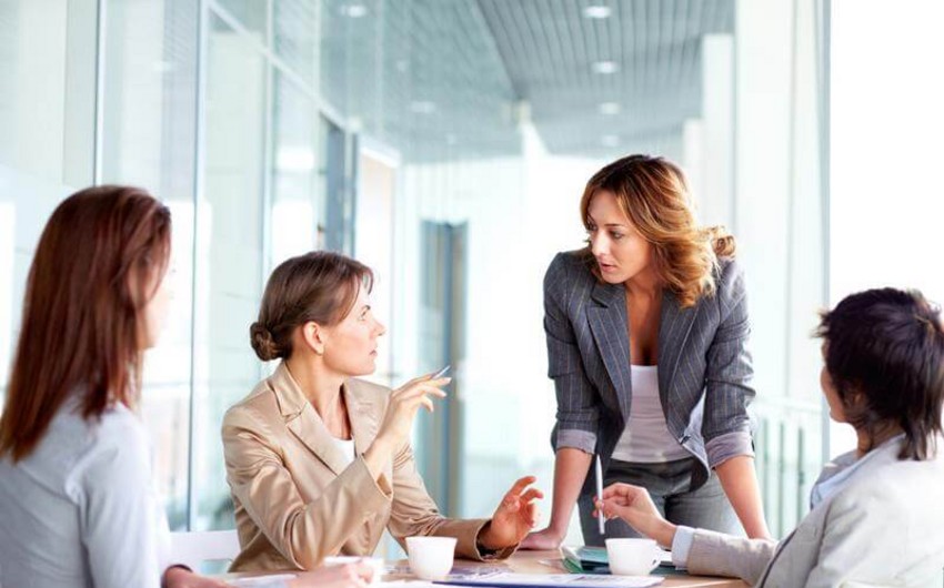 Azərbaycanda işləyən qadınların hüquqları genişləndirilir