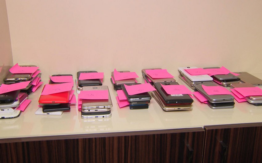 Xırdalanda 21 min manat dəyərində telefon oğurlanıb