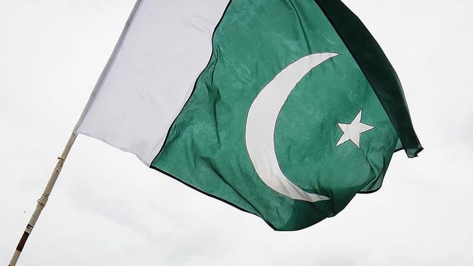 Pakistan 400 mindən çox əfqanı ölkəsinə göndərdi