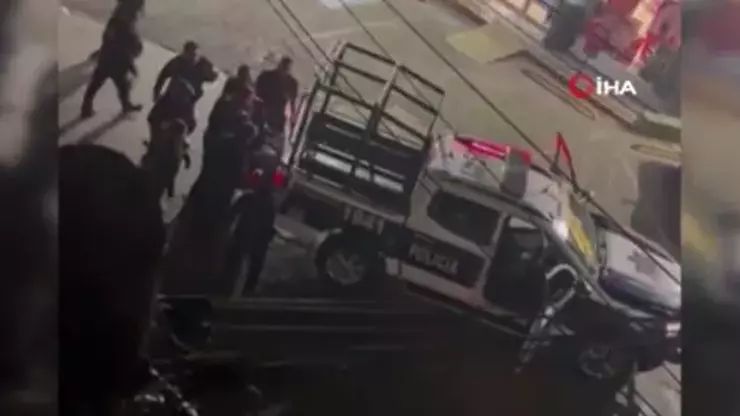 Meksikada silahlı qrupla polis arasında qarşıdurma: 9 ÖLÜ