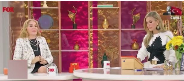 Canlı yayımda zəlzələ oldu, aparıcı özünü itirmədi - VİDEO