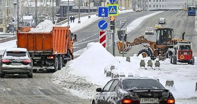Moskvada güclü qar yağıb: 60 aviareys ləğv EDİLİB