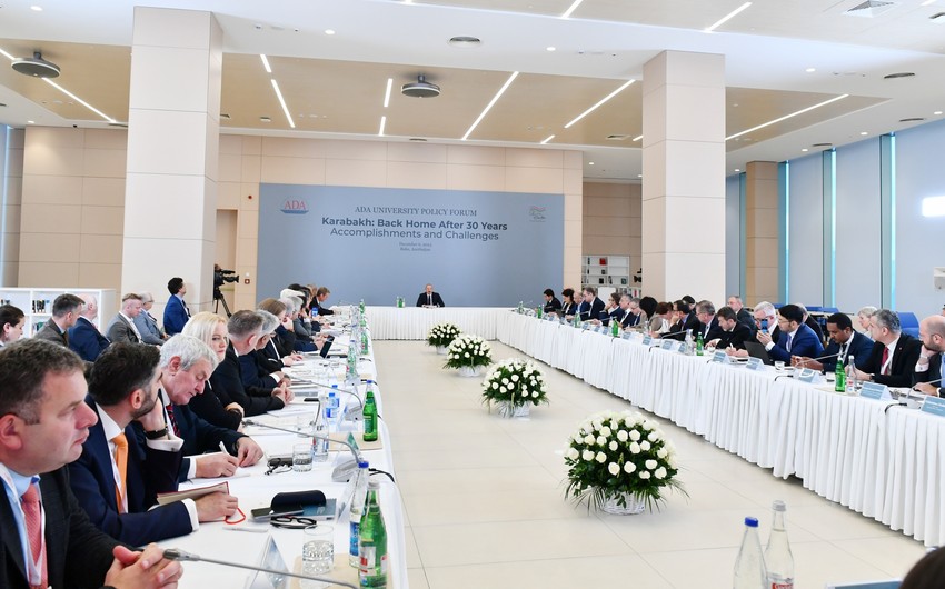 Azərbaycan Prezidenti beynəlxalq forumun iştirakçılarını sülh müqaviləsinin detalları barədə məlumatlandırıb