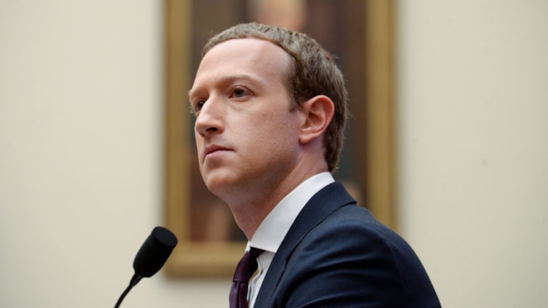 Zukerberq narahatdır: “Facebook və Instagram yox ola bilər...”