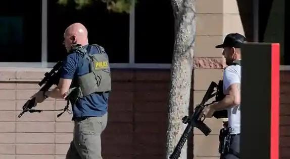 Las-Veqasda atəş açan şəxsin kimliyi məlum olub