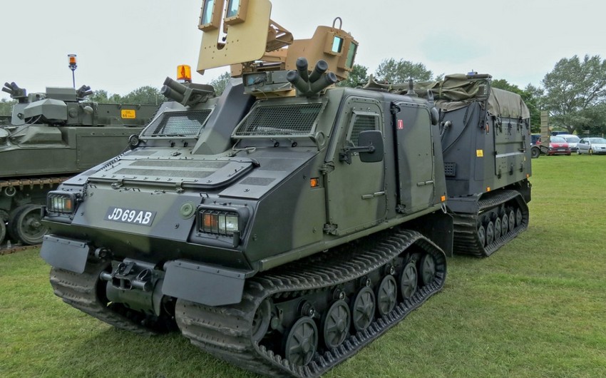 Britaniya Ukraynaya 23 kater və 20 zirehli avtomobil tədarük edəcək