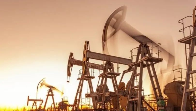 Neftin qiyməti son 6 ayın ən aşağı səviyyəsinə çatıb