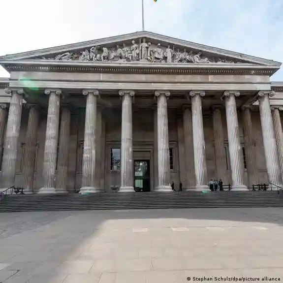 Britaniya Muzeyindən 2 min əsər oğurlanıb