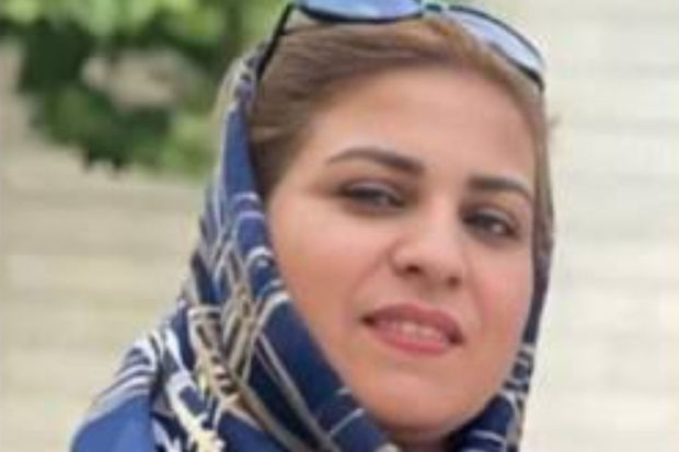 İranda müxalif siyasi fəala məhkəmədə hökm oxundu - FOTO