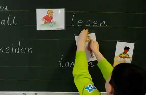 Almaniyada təhsil xərcləri 176,3 milyard avroya yüksəlib