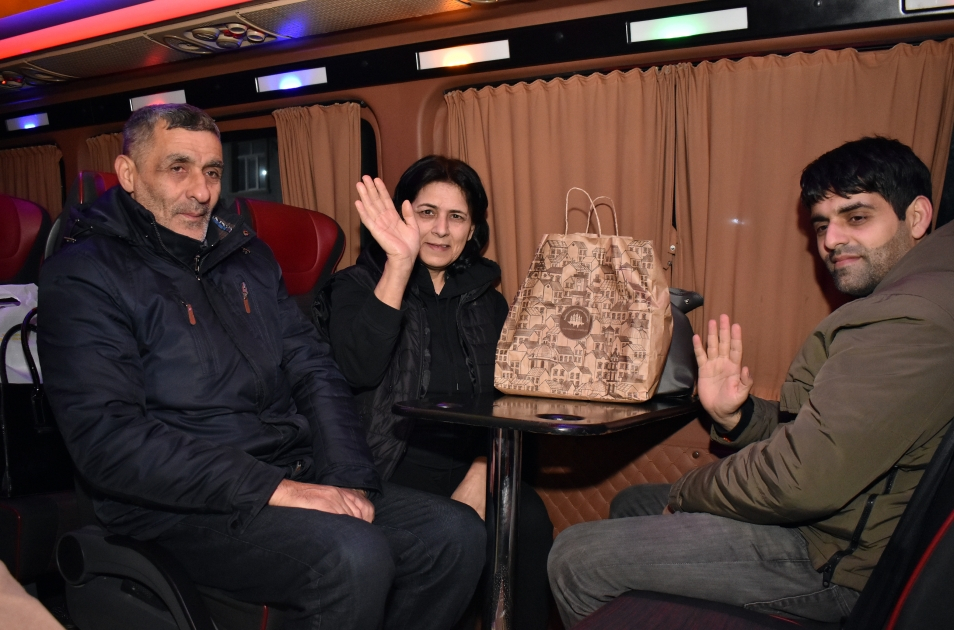 Füzuli şəhərinə növbəti köç karvanı yola düşüb - FOTO