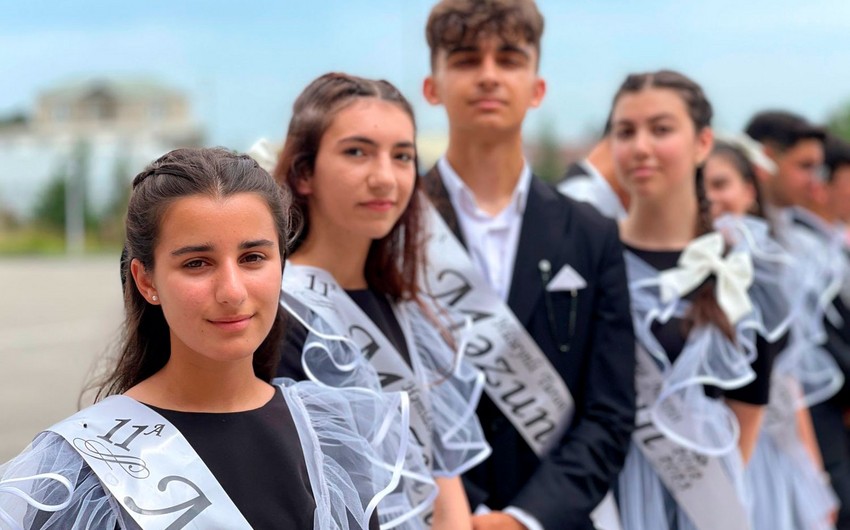 Bu il Bakıda 24 məzun məktəbi qızıl və gümüş nişanla bitirib