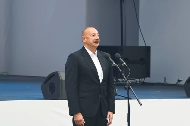 İlham Əliyev Xankəndidəki tarixi oyunu stadiondan izləyəcək