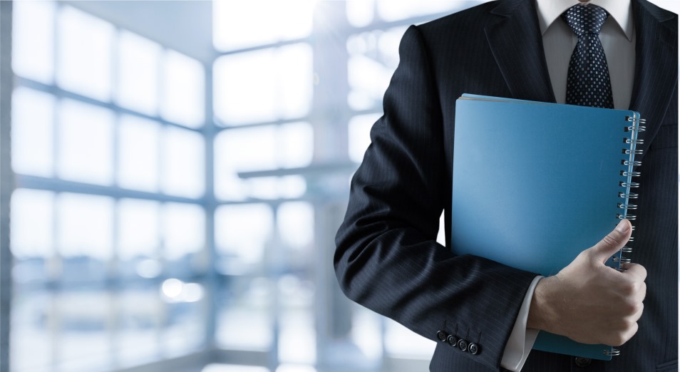 İşçilər haqlarını tələb etdi, direktor müavini isə onları hədələdi (VİDEO)