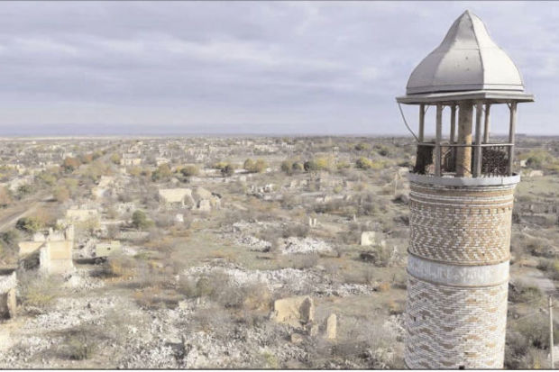 Ermənilərdən növbəti vəhşilik: Tarixi şəxsiyyətlərimizin qəbirləri dağıdılıb - VİDEO