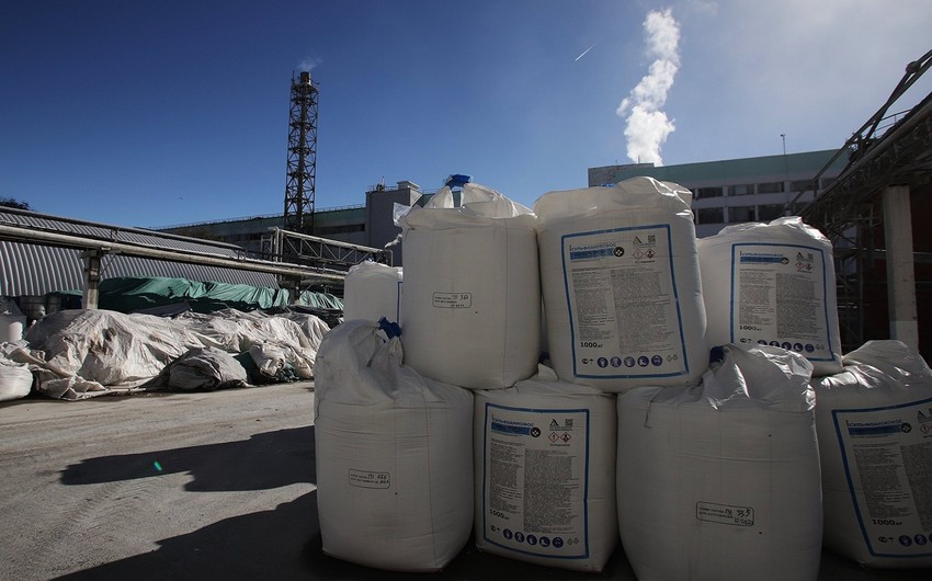 Serbiyada azot gübrəsi daşıyan qayıq batıb