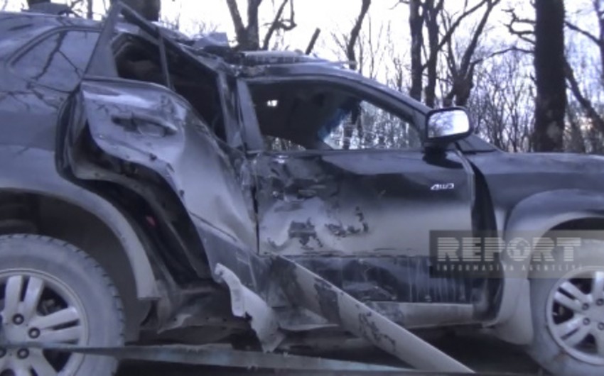 İsmayıllıda avtomobil aşıb, bir ailənin 3 üzvü yaralanıb