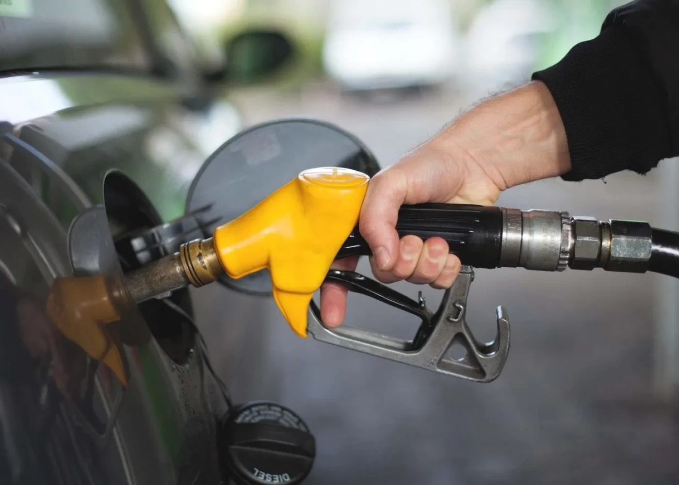 Benzin və dizelin qiyməti artdı