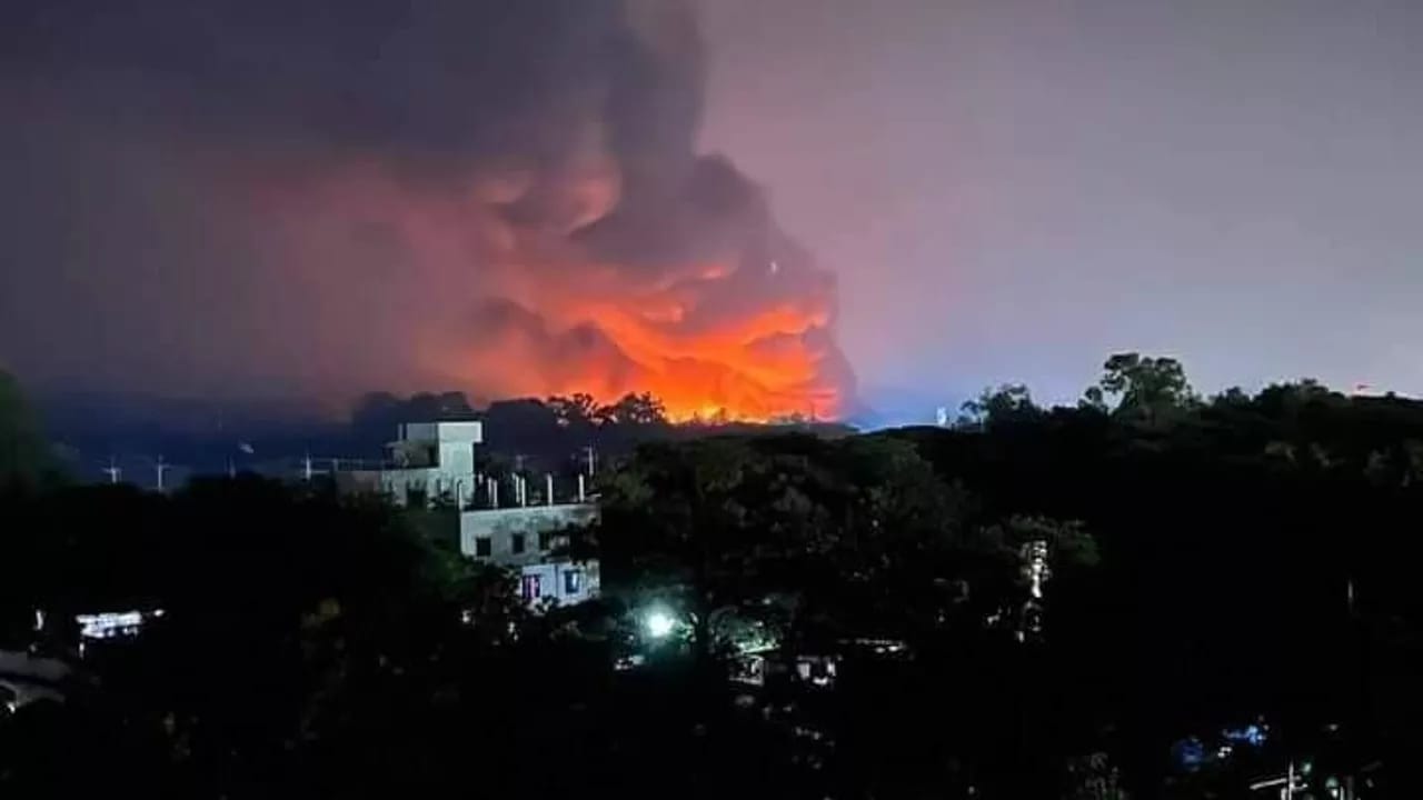 Banqladeşdə baş verən yanğında 7 minə yaxın Rohinca müsəlmanı evsiz qaldı