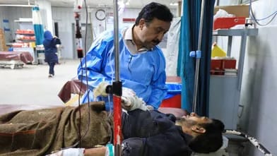 Pakistanda bombalı hücum: 5 polis ÖLDÜ 