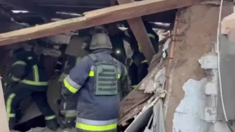 Rusiya Ukraynada yaşayış məntəqələrini vurdu