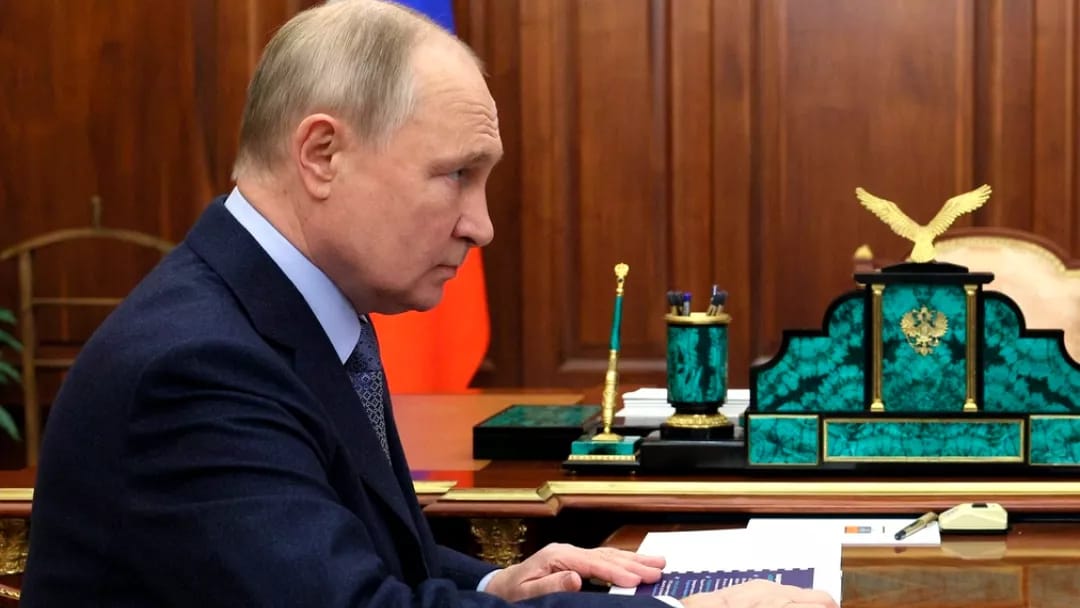 Putin bosniyalı serb hərbi cinayətkara Rusiya vətəndaşlığı verdi