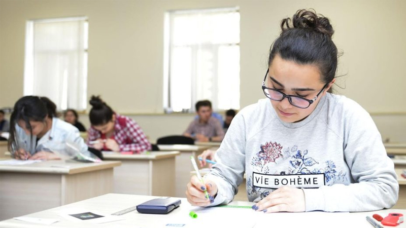 Yuxarı sinif şagirdlərinin nəzərinə: 10-11-ci siniflər ləğv olunur? (AÇIQLAMA)