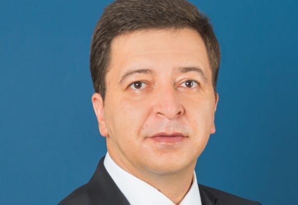 “Sülh sazişi imzalayaq” deyib, ayağımızın altını qazırlar