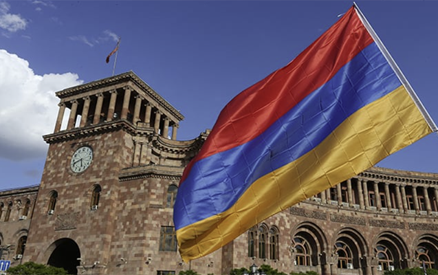 Ermənistanda fəxri adlar ləğv edilir