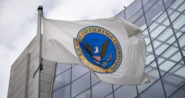 SEC, X hesabının güzəştə getdiyini və spot Bitcoin ETF-lərinin təsdiqlənmədiyini elan etdi