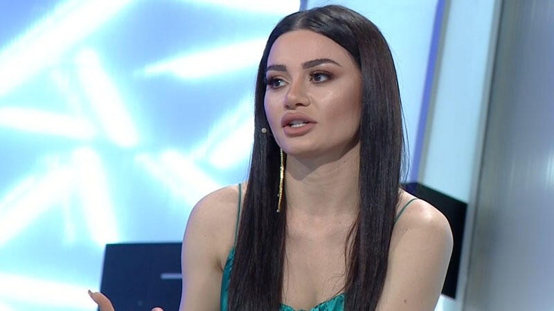 Zeynəb Həsəni ilk dəfə sevgilisi ilə FOTOLARINI PAYLAŞDI: FOTO + VİDEO