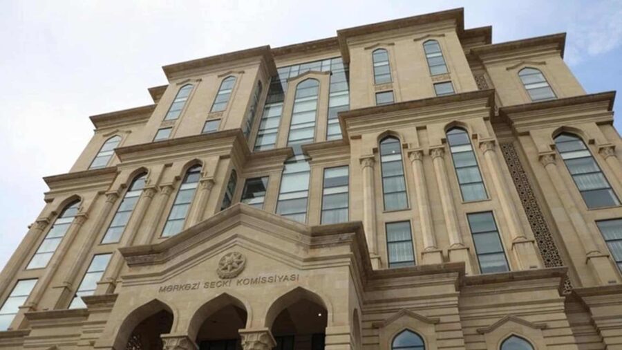 Sabah prezidentliyə namizədlərin siyahısının dərci üçün ayrılan müddət başa çatır