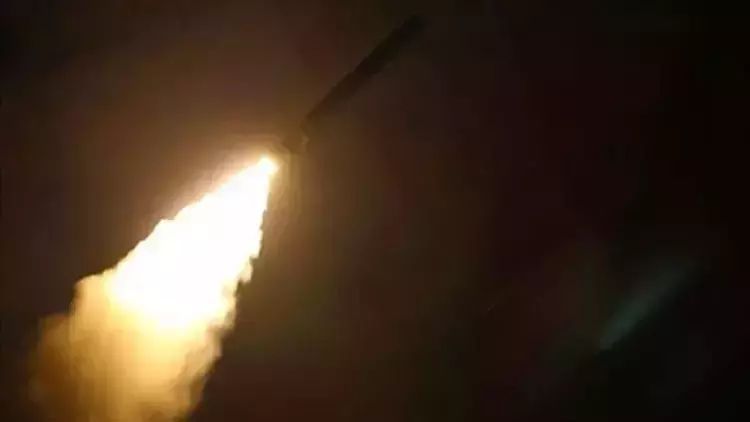 İran Pakistan ərazisinə raket və PUA hücumu edib