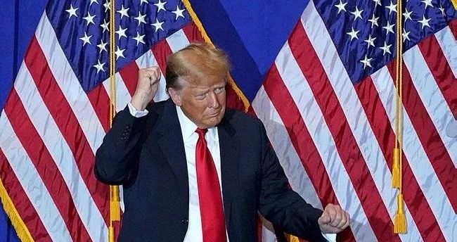 ABŞ-ın keçmiş prezidenti Donald Tramp hakim qarşısına çıxıb