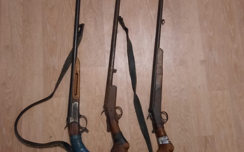 Şirvan sakinləri sənədsiz ov tüfənglərini polisə könüllü təhvil verib