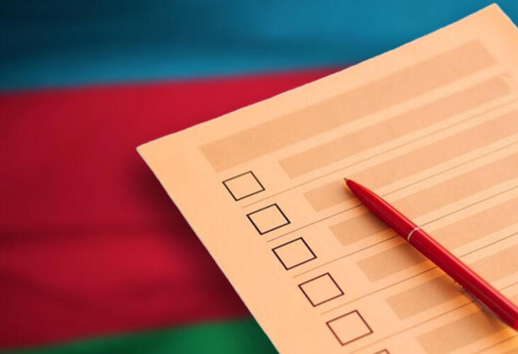 Prezidentliyə namizədlərin yekun siyahısı dərc edildi