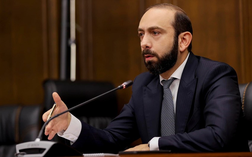 Ermənistan XİN başçısı səfirlərlə Azərbaycanla sülh gündəmini müzakirə edib