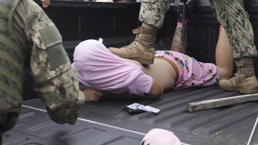 Ekvadorda xəstəxananı ələ keçirməyə cəhd edən 68 nəfər həbs edilib