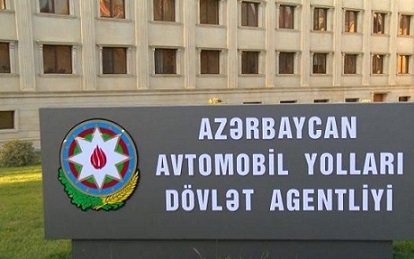 Yevlaxda ticarət mərkəzi tikdirən Məzahir Səlimov məmur imiş - SƏNƏD