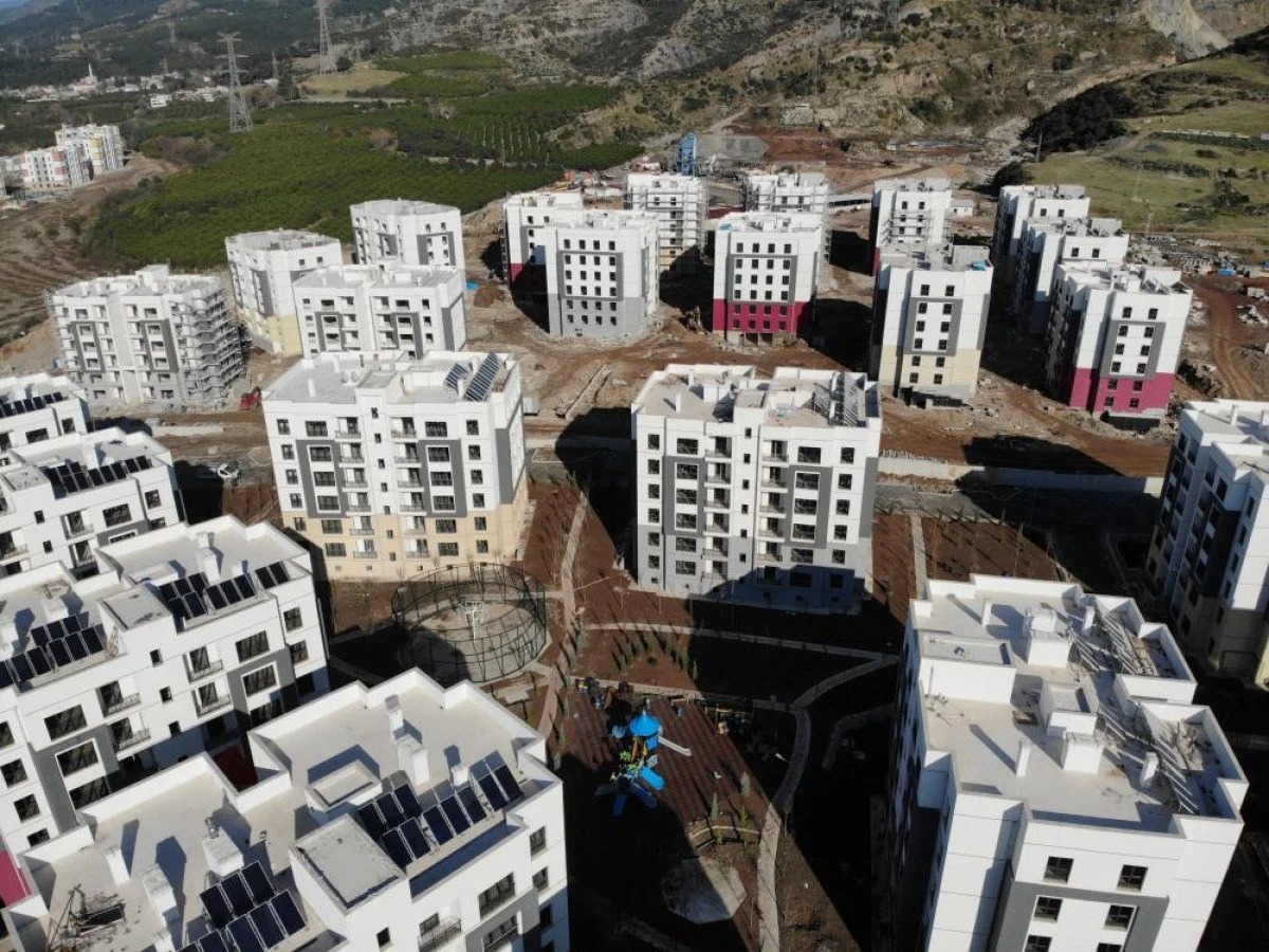 Hatayda zəlzələdən zərərçəkmişlərə evlər bu tarixdə veriləcək - FOTO