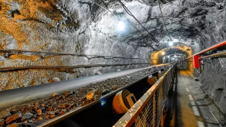 Malidə qızıl mədənində çökmə baş verib: 73 nəfər ÖLÜB