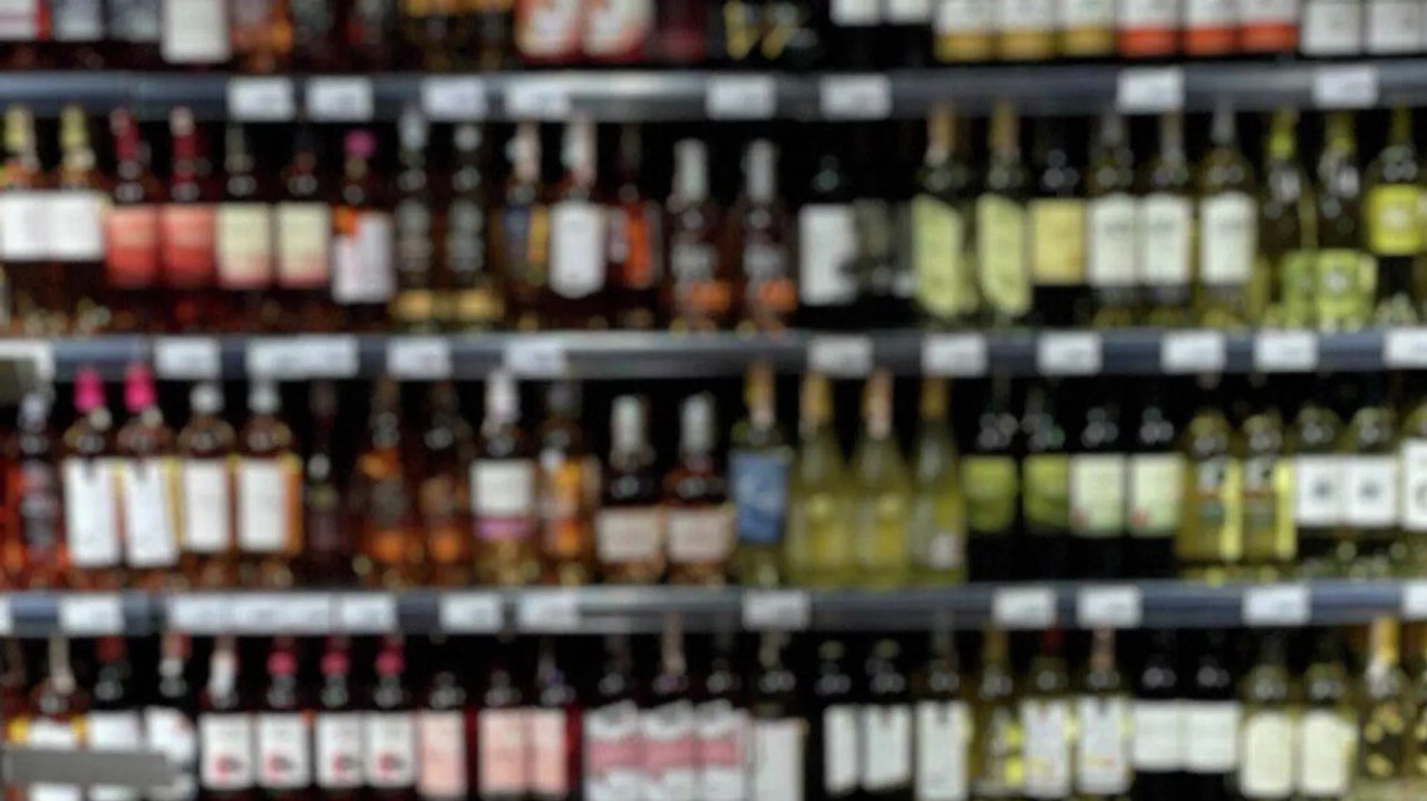 Səudiyyə Ərəbistanında bir dövr başa çatır: Spirtli içki satışı BAŞLAYACAQ