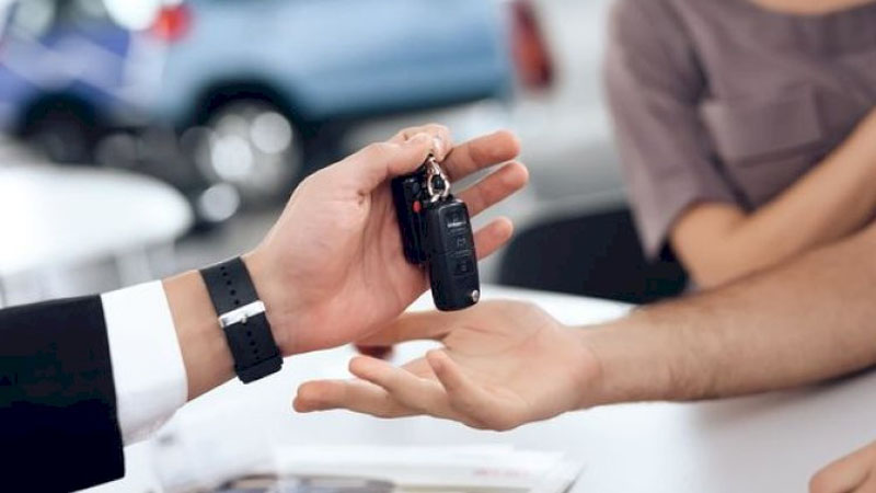 Etibarnamə ilə avtomobil alanlara xəbərdarlıq (VİDEO)