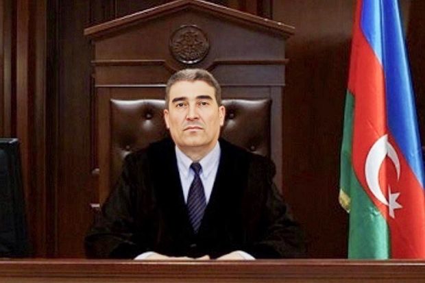 Azadlıqdan məhrum edilən hakim hökmdən narazıdır