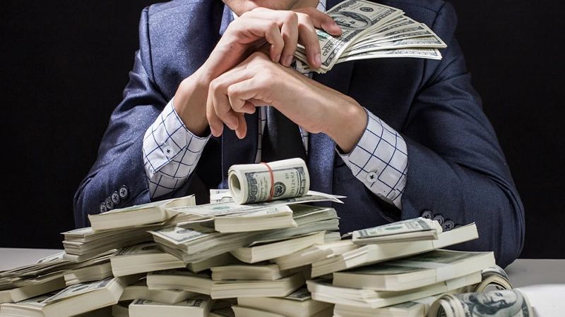 Köhnə buraxılışlı olan dollar əlinizdə yana bilər (VİDEO)