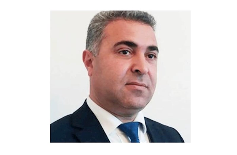 Natiq Dadaşov kimdir və niyə 10 manat istəyir?