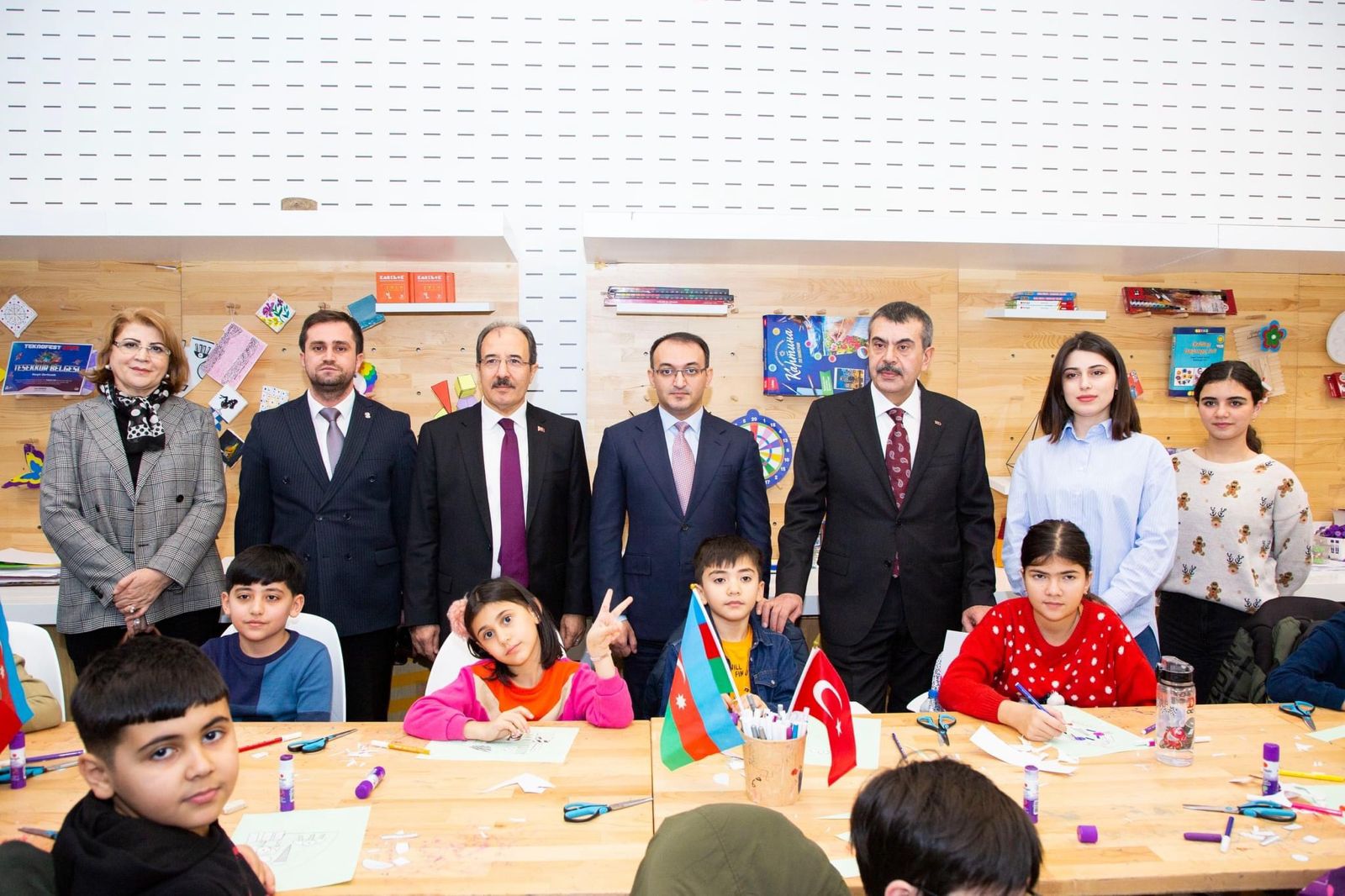 Türkiyəli nazir “ASAN xidmət”də