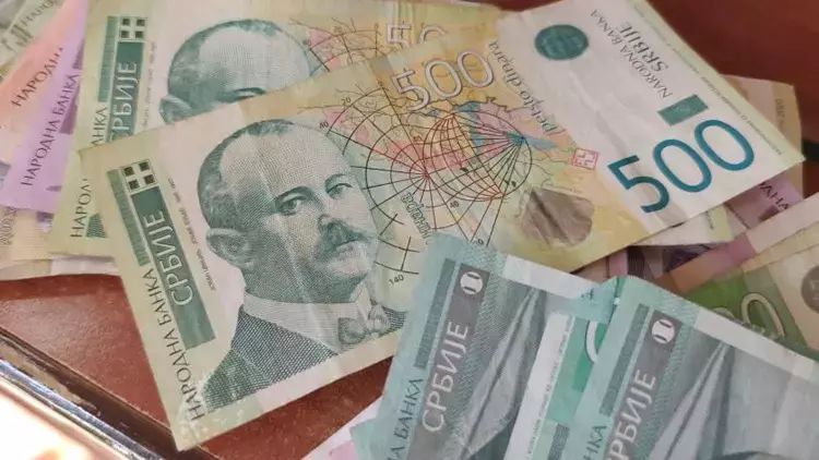 Kosovoda dinar qadağası başlayıb